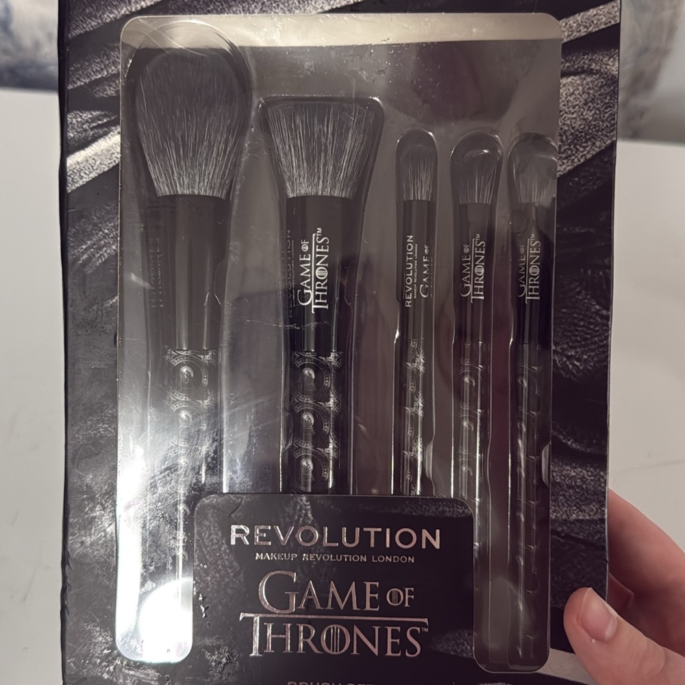 Revolution Game of Thrones Makeup Brush Set